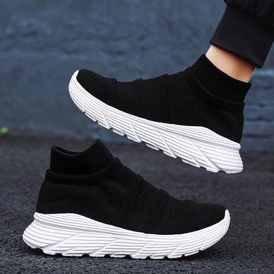 Mesh-Schuhe Übergröße Partnerschuhe neue Fliegenstrick-Socken-Schuhe atmungsaktiv und leicht Herren-Freizeitsport