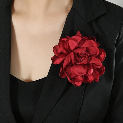 Elegant Retro Camellia Brooch, High-end Temperament, Gentle Flower Pin, Women's Brooch Suit and Accessories