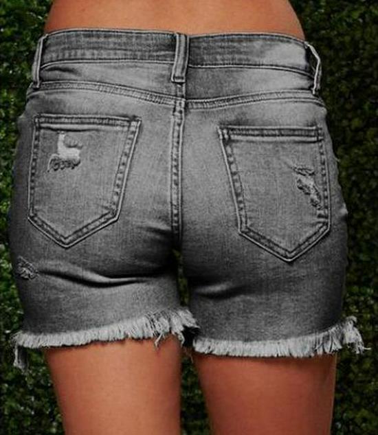 Plus Size Women s Slimming Ripped Raw Hem Denim Shorts 3XL серый