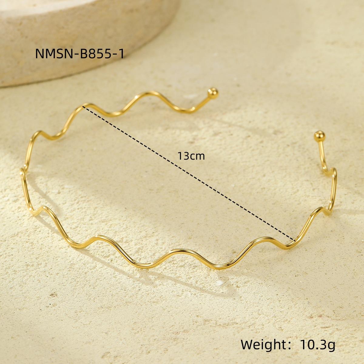 GEMCHIC Women s 18K Gold Plated Stainless Steel Wave Adjustable Chain Necklace