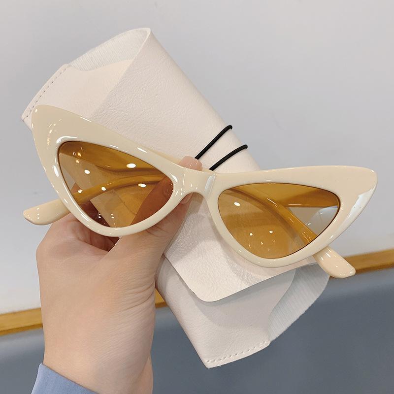 Fashion Vintage Cat Eye Sunglasses Women Luxury Brand Designer Punk Sun Glasses Sexy Ladies Shades UV400