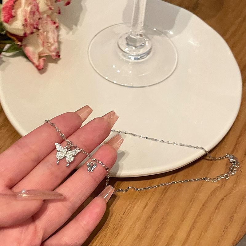 Summer New Flash Diamond Butterfly Necklace Women's Exquisite Niche Design Sense Light Luxury Collarbone Chain Alloy Pendant Neck Chain