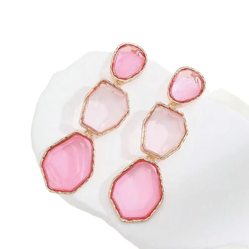 European and American Hot-selling Stud Earrings Retro Elegant Color Transparent Resin Irregular Geometric Design Women's Fashion Earrings Batch