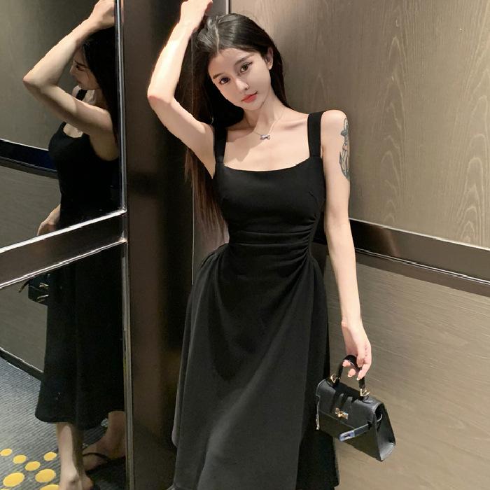 Gentle wind square neck suspender solid color dress summer women's French slim high waist temperament over the knee medium and long skirt