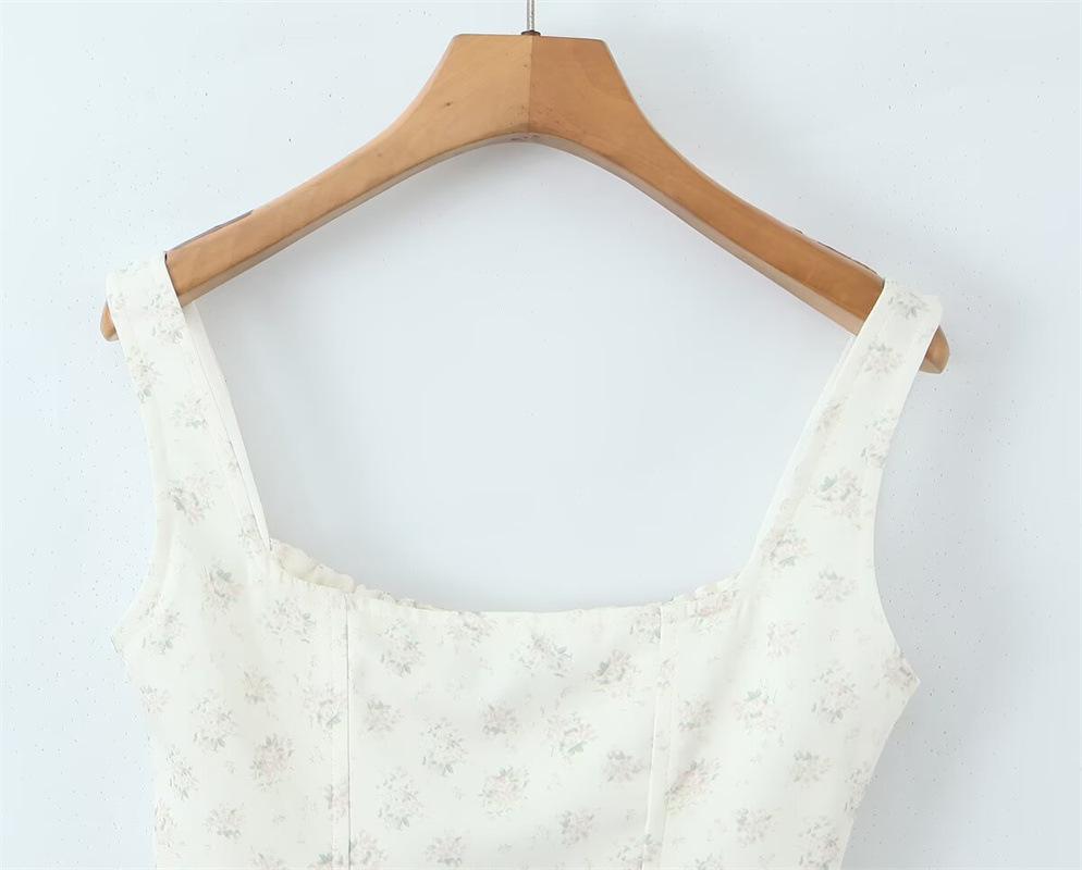 Women's Summer Floral French Lace Camisole: Waist-Cinching, Sleeveless, Square Neck, Spaghetti Strap Crop Top for Vacation