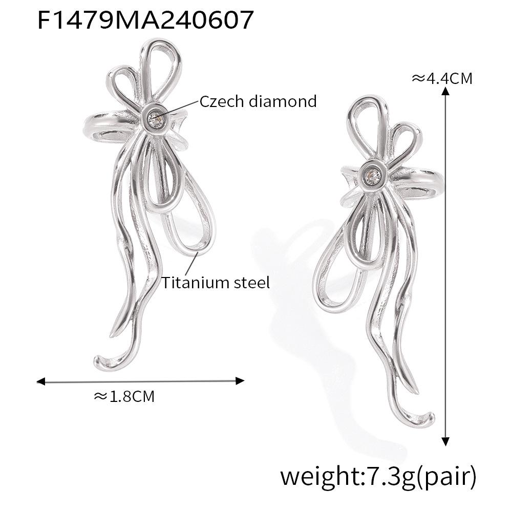 Hepburn-Inspired Bow Ear Cuffs: Chic, Piercing-Free Earrings for Women