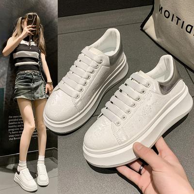 Little White Shoes Women 2024 Spring New All-fit Muffin Thick Sole Inside Increase Casual Sports Shoes