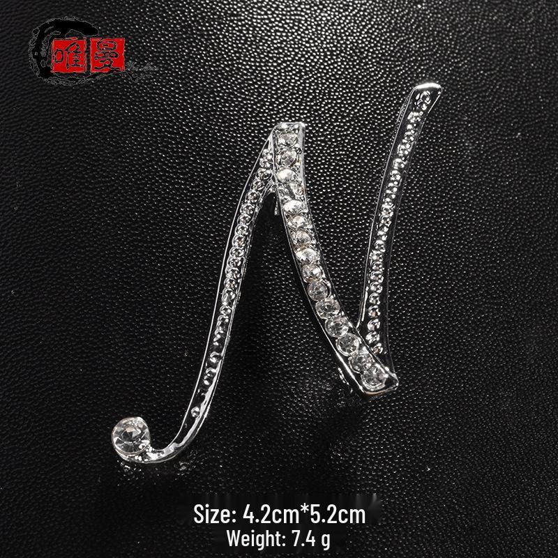 Men's Suit Jacket Brooch: Elegant English Letter Pin for a Stylish Touch