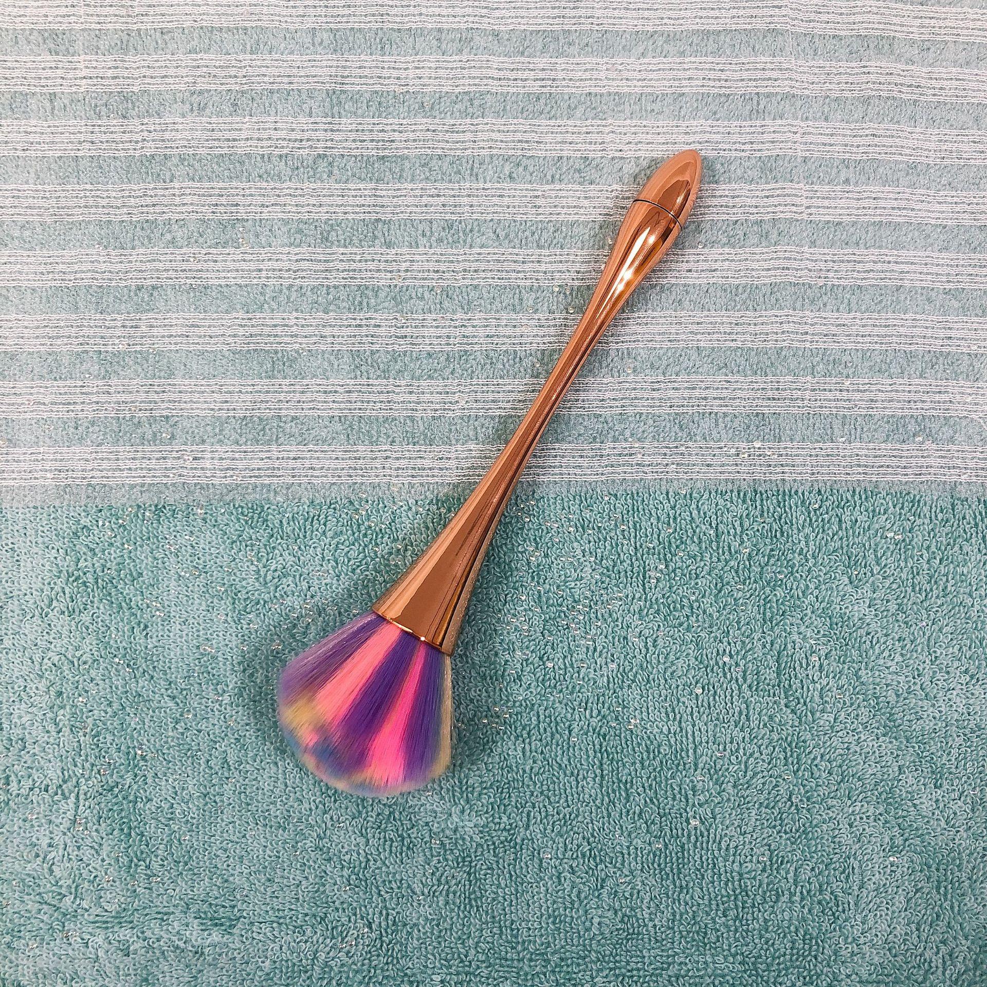 1pc Rose-Shaped Soft Brush, Nail Dust Brush, Makeup Blush Brush, Multi-Use Cleaning Tool for Manicure & Cosmetics