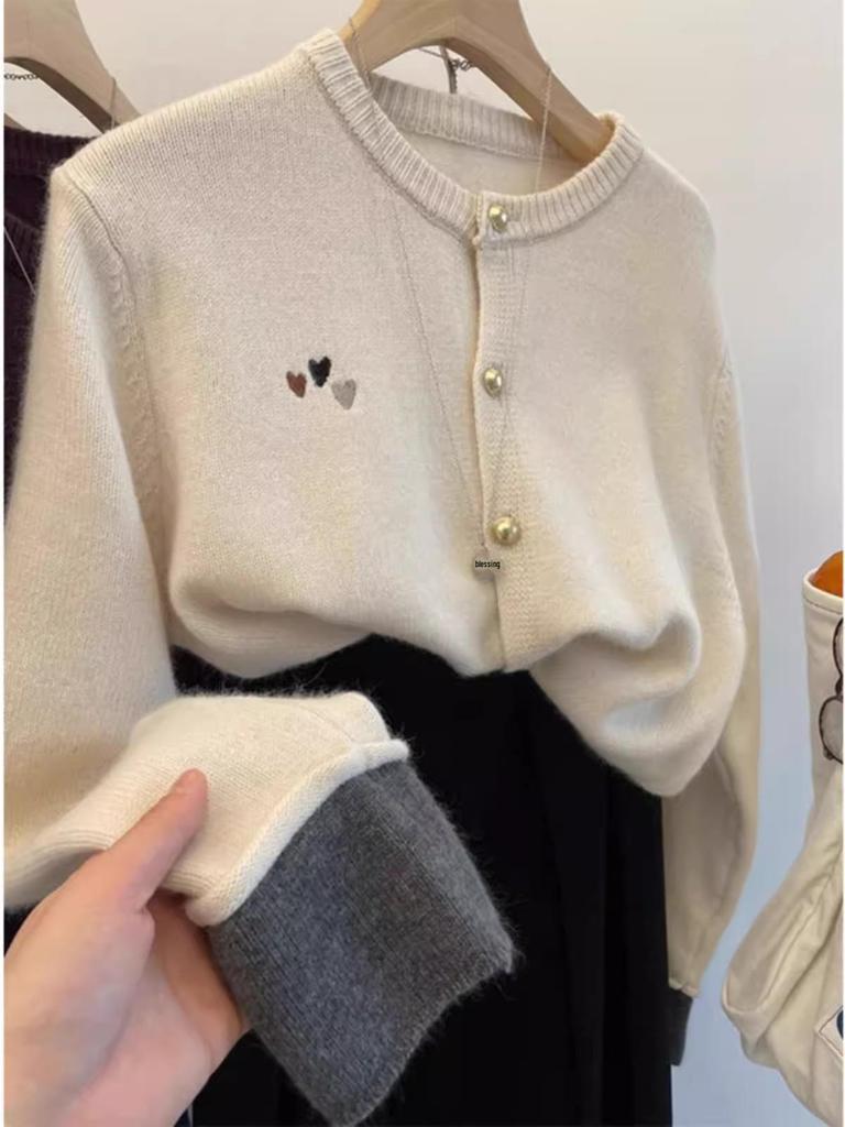 2024 Heart Embroidered Color Block Wool Cardigan: Stylish, Soft & Versatile Design