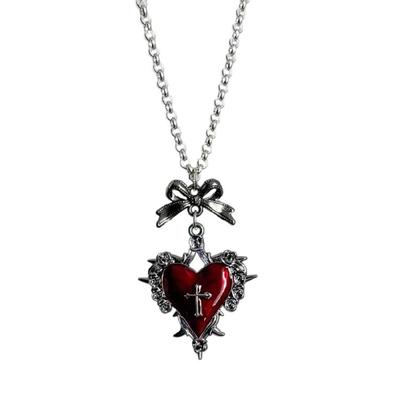 Multifunctioneel Gotisch Choker Ketting voor Vrouwen met Kruis Hanger en Hart Strik Accent Feestartikelen Outfits