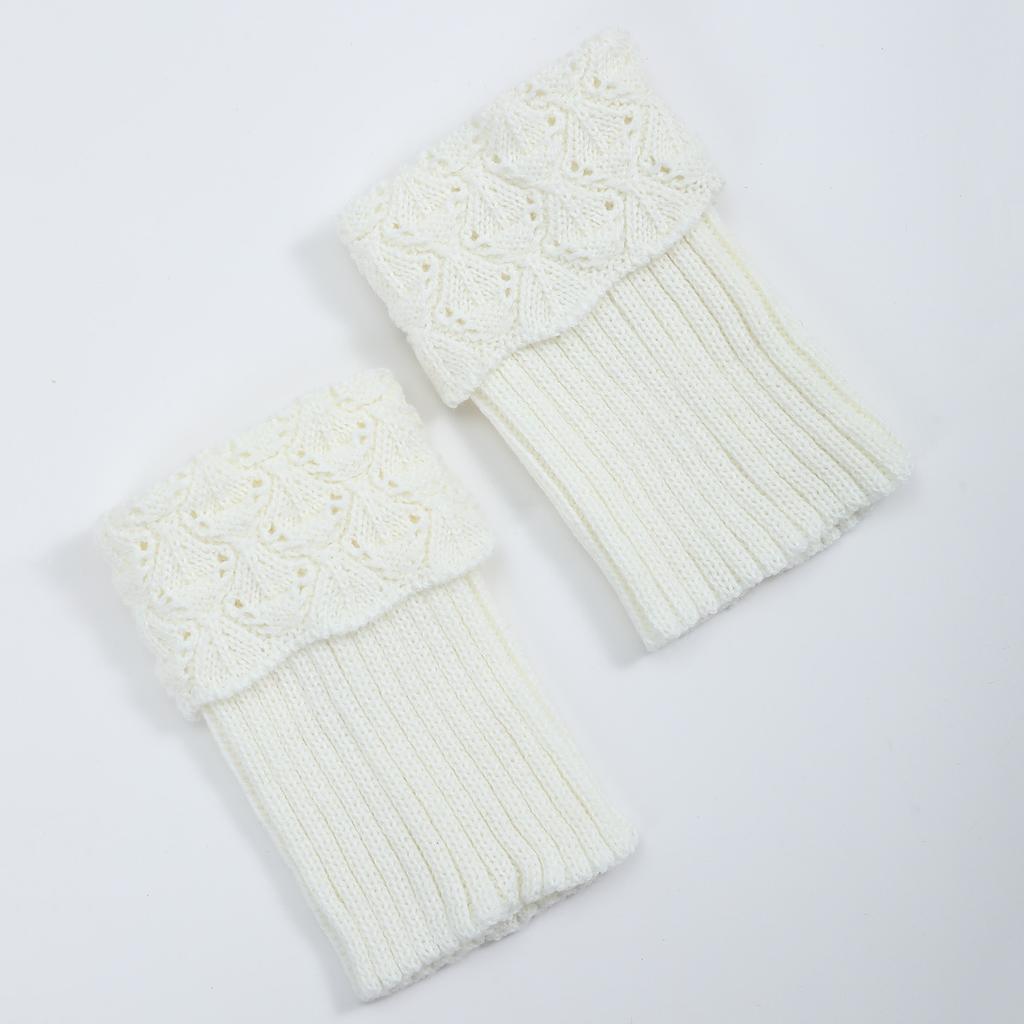 Border Knitted Short Korean Version Winter Women Shoe Covers Foot Covers New Flip Over Scallop Yarn Sock Covers Leg Guards