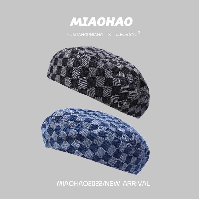 Womens Stylish Beret For Fall And Winter Cotton Fabric With Plaid Design