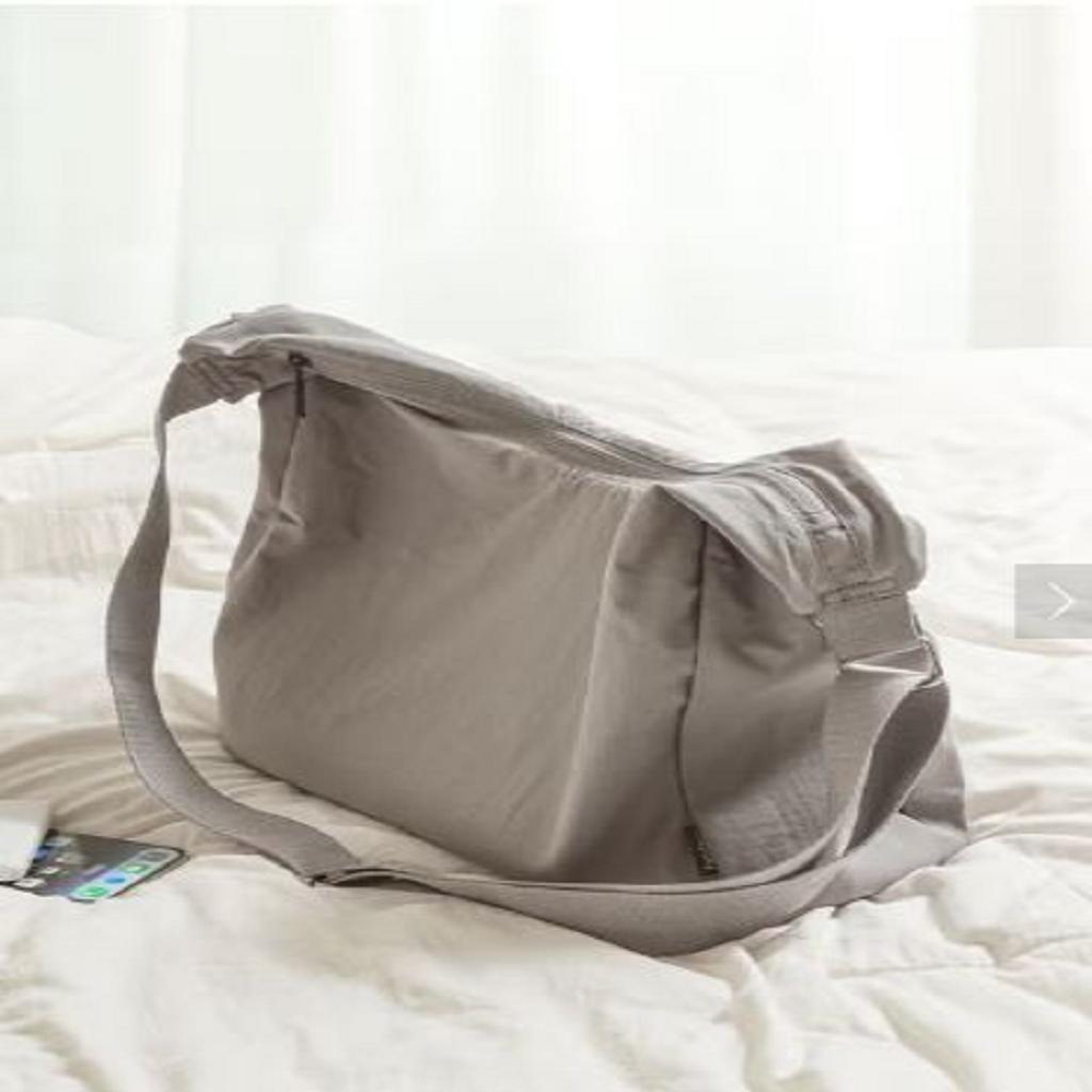 Daiso Square Round Crossbody Bag - Gray