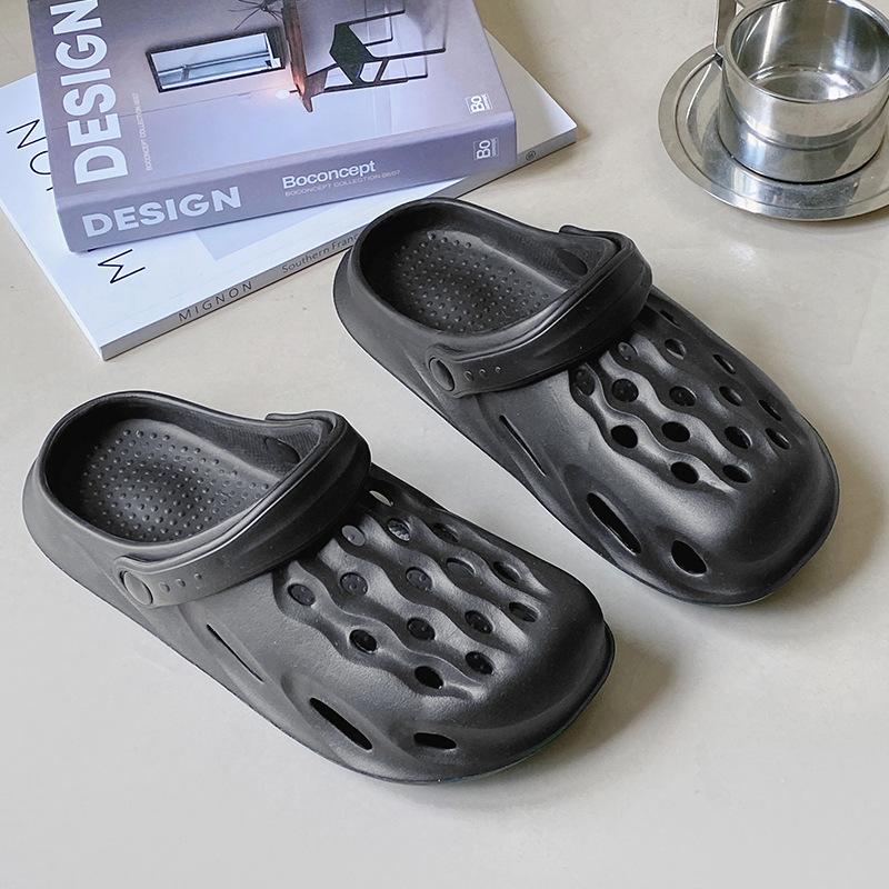 Neue Rafting-Schuhe Hausschuhe Damen Sommer einfarbige Lochsandalen rutschfest Oberbekleidung Dual-Use Strand coole Hausschuhe