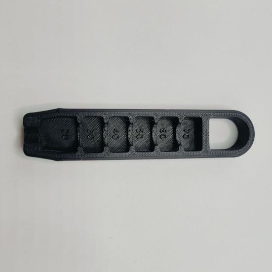 Golf Tee Elevator 20-70mm Presisjons Tee Høydejusterer 3D-printet Tee Setter Verktøy for Konsistente Svinger Treningsutstyr