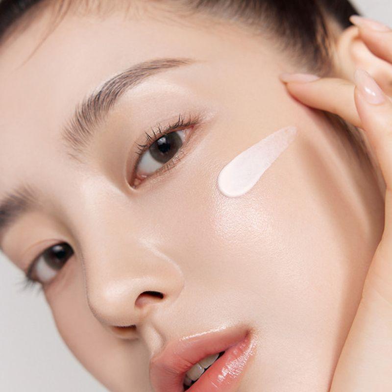 Soft Skin Fit Glow Base