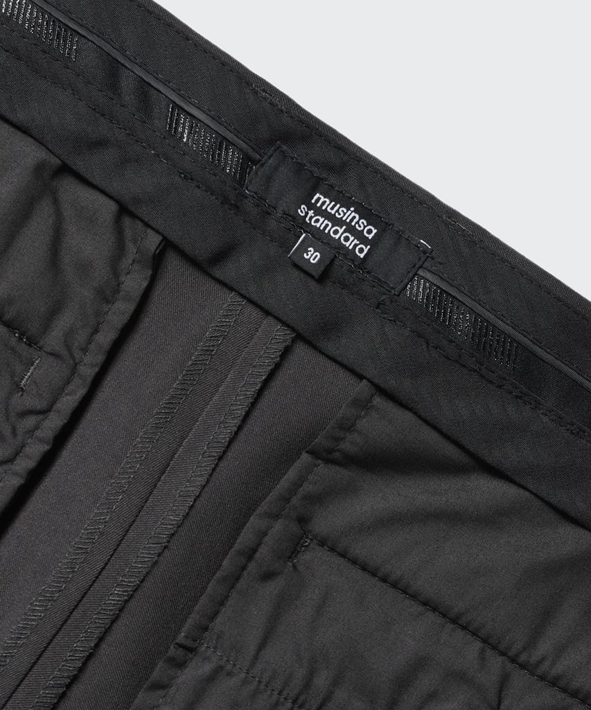 MUSINSA STANDARD Tapered Hidden Banding Crop Slacks [Gunmetal]