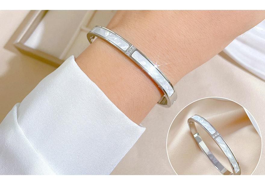 Korean White Mother-of-Pearl Shell  Rhinestone Diamond Bracelet in Titanium Steel серебряный