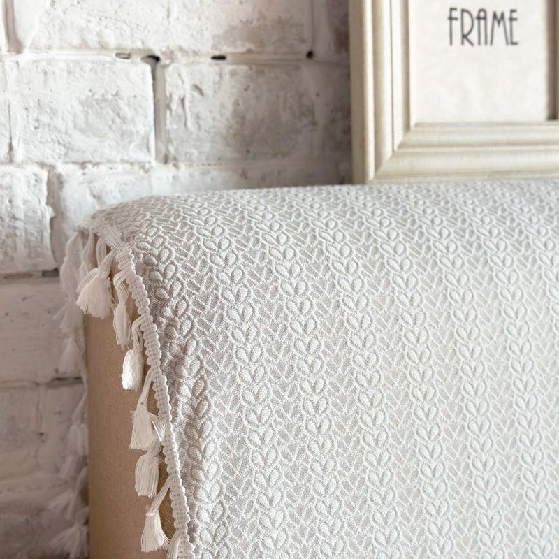 

Mori look Cream Style Ins Sofa Backrest Cover Towel Ins Hollow Fabric Coffee Table Balcony Dining Edge Flower Garden Table Cover Towel Spring Bud 70*70