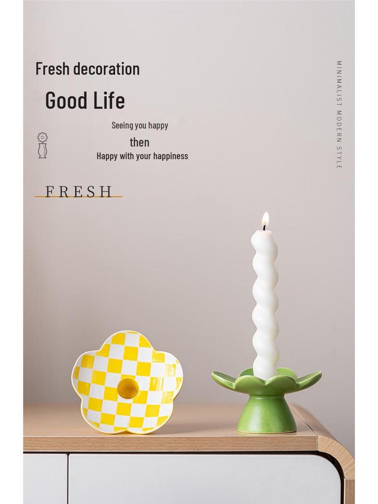 Creative Romantic Ceramic Candlestick for Fresh Desktop Decoration