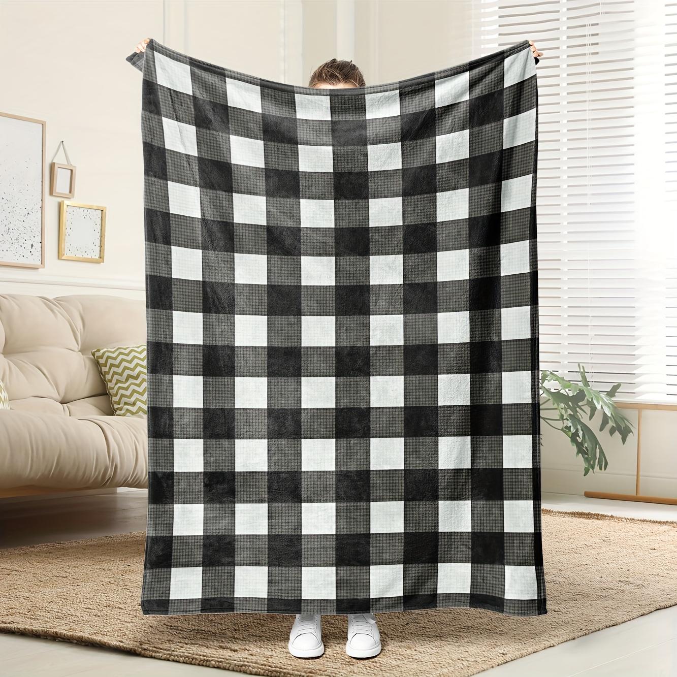 

Black White Grey Grey Plaid flannel Blanket - Soft Quilted-Like Bedspread, All-Season Cozy Warm Bed Cover, 100% Polyester, 70x100cm