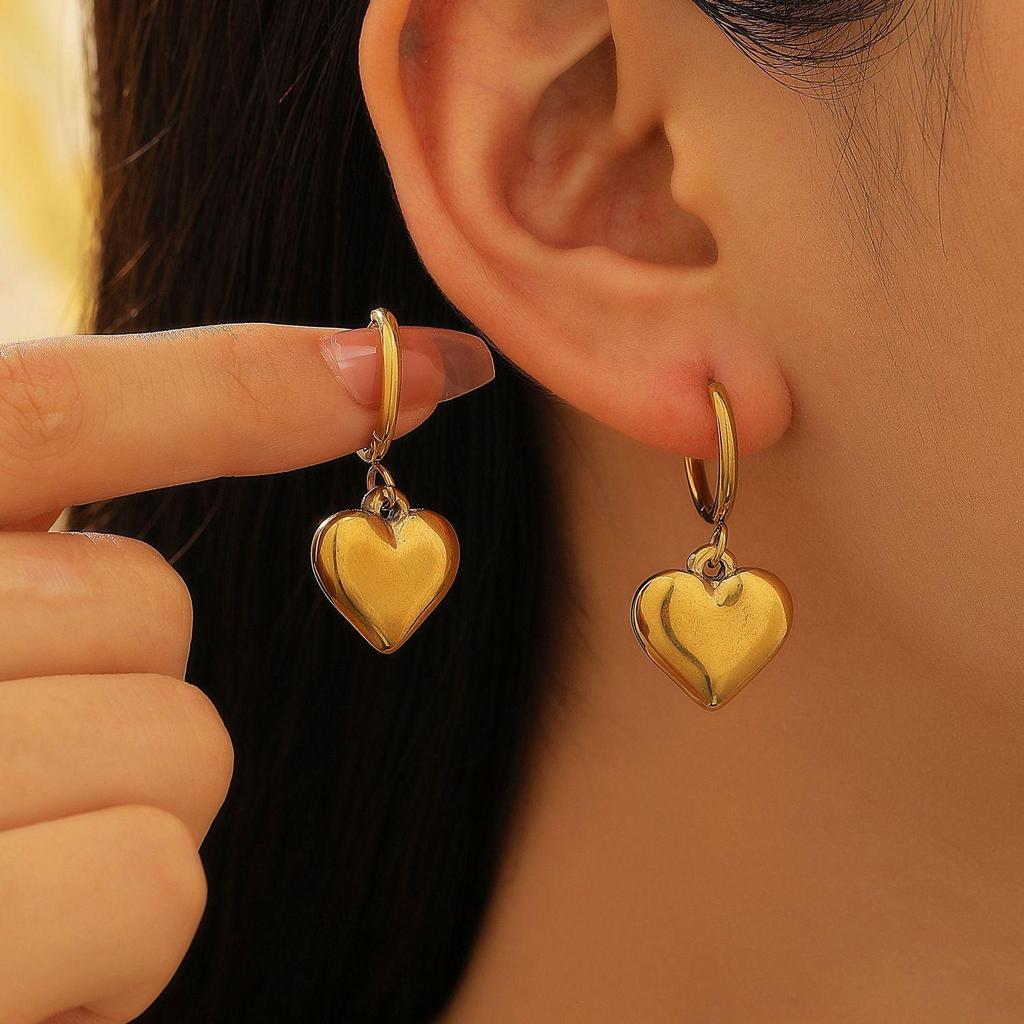 Exquisite Fashion Versatile Minimalist Geometric Heart Shaped Oval Pendant Stainless Steel Earrings For Women