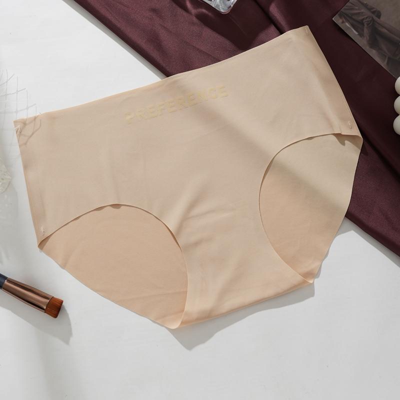 

Женское нижнее белье Ice Silk Maillard 7A с антибактериальным промежностным эффектом, бесшовные трусики-шорты для йоги, не наносящие вреда коже M бежевый