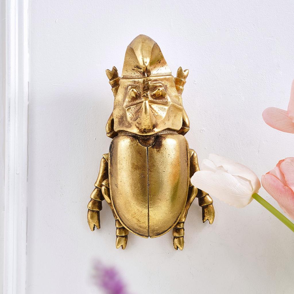 Resin Rhinoceros Insect Statue Collectible Wall Hanging Ornament Decors Piece For Home Living Room Housewarmings Gift
