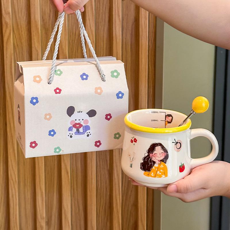 A family of four cute ceramic mugs, high-value household drinking cups, children's breakfast, milk cups, birthday gifts