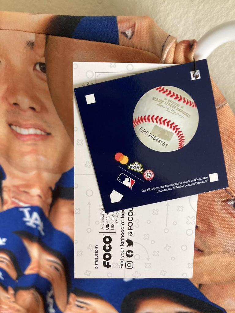Shohei Ohtani Face Official Los Angeles Dodgers Full of Faces [MLB] [International Exclusive] T-Shirt, Merchandise, (L) [Used]