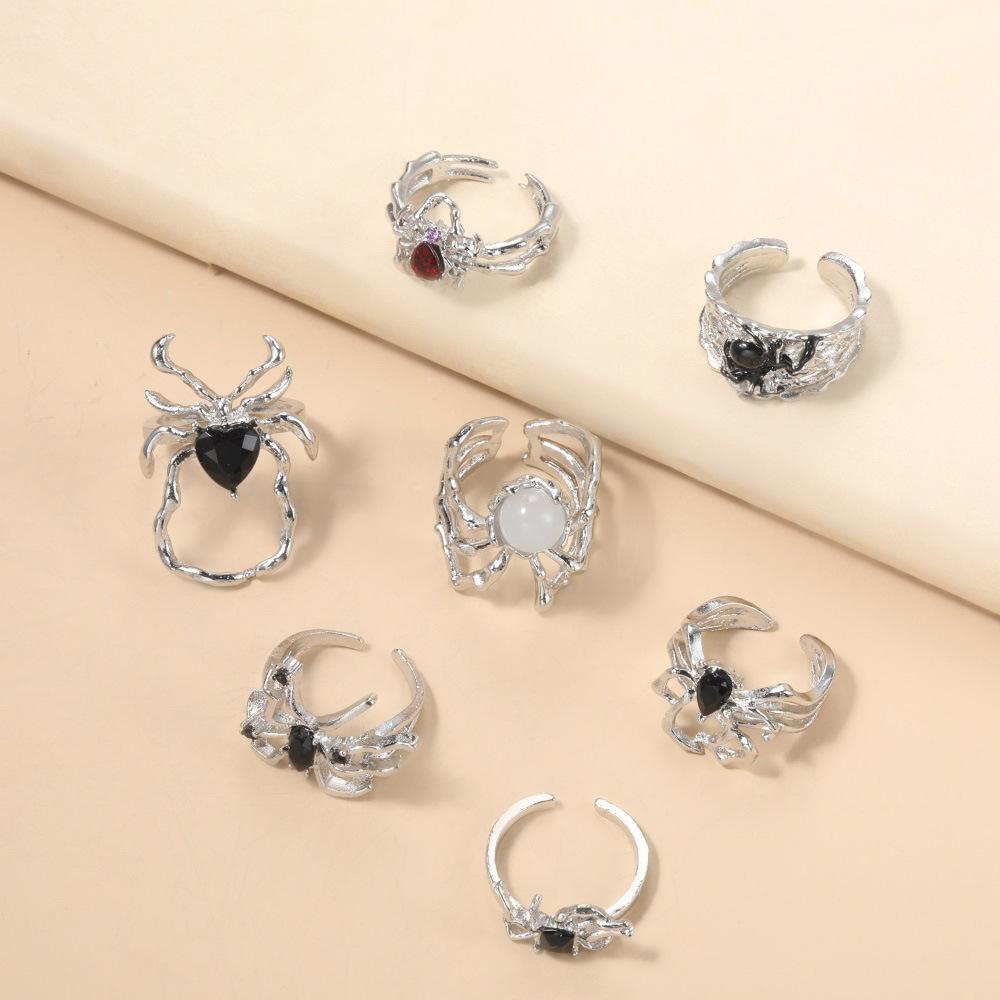 Punk Irregular Spider Open Ring Unisex Hot Girl Fashion 7-piece Ring Set for Women