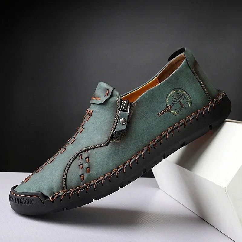 Zapatos informales de cuero, zapatillas de deporte para hombre, mocasines cómodos de diseñador para caminar en verano, mocasines nuevos en zapatos deportivos de lujo para hombre