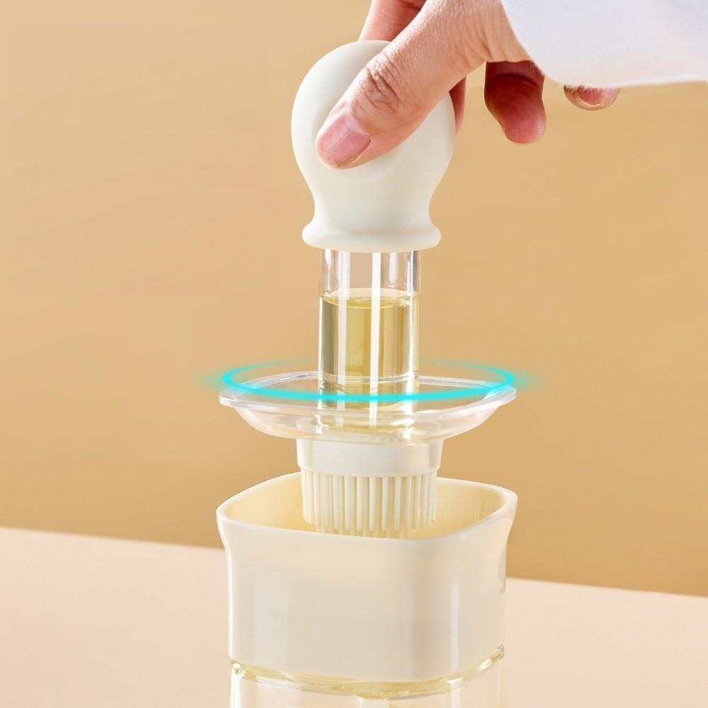 230ml Oil Bottle Silicone Basting Brush Oil Pot Dust-proof 2 in 1 Oil Dispenser Brush Kitchen