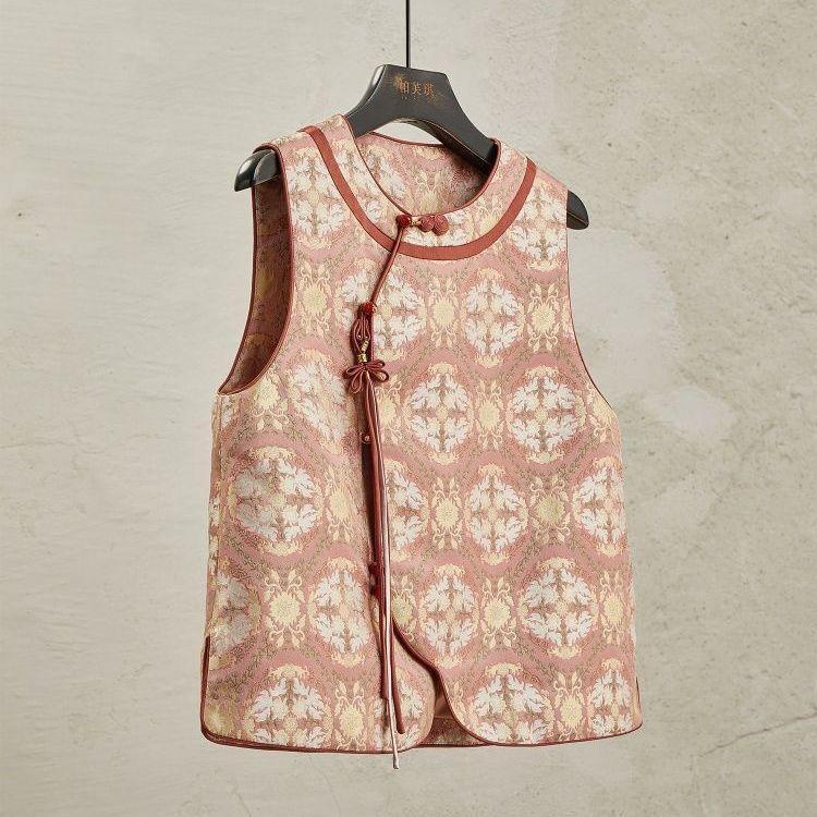 

Жилет золотая рыбка игра лотос парча лепесток планка пряжка сложенный топ 2025 весна новый 3XL (recommended 138-75 kg)