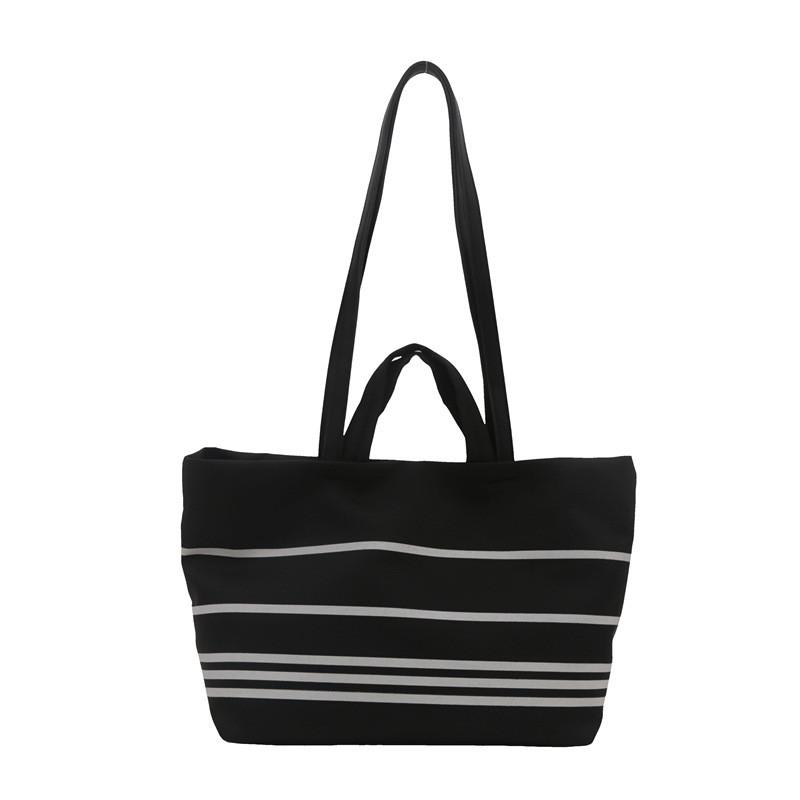 

Elegant Korean Inspired Striped Tote Bag With Color Block Design For Women чёрный