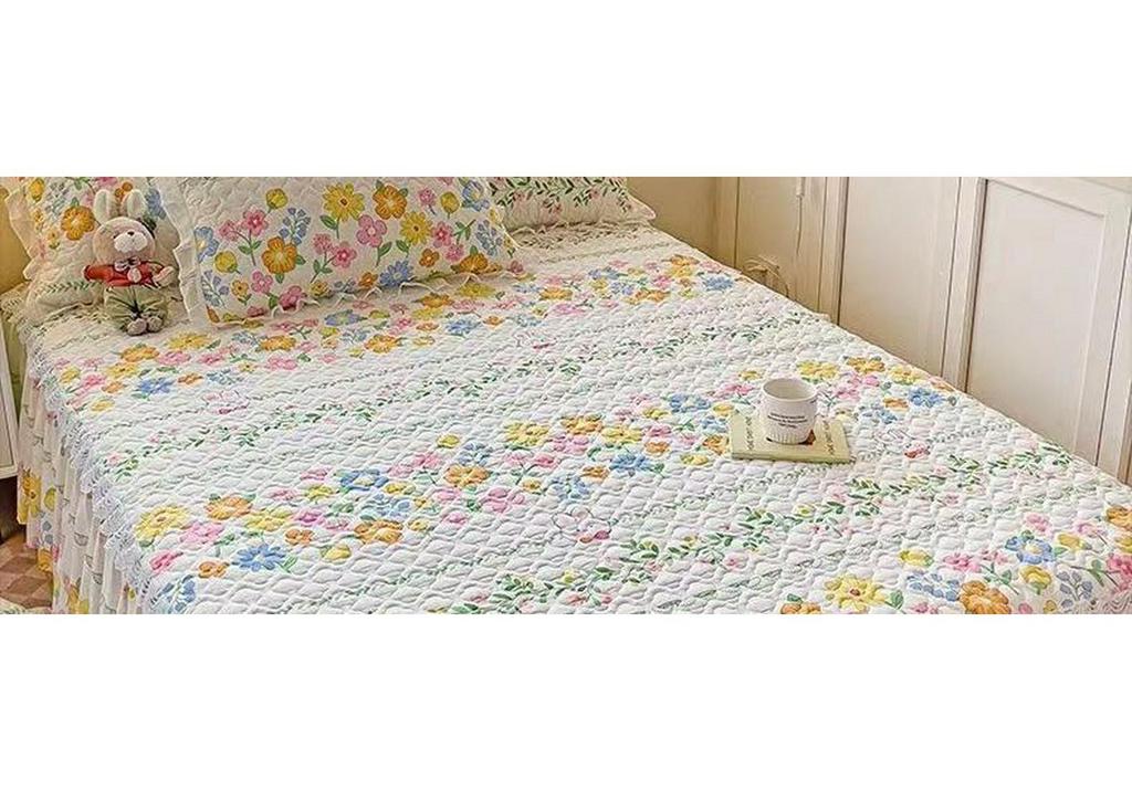 Quilted Anti-slip Korean Lace Bed Skirt - Princess Style Mattress Protector