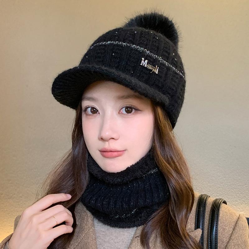 New Hat Women's Velvet Thickened Warm Winter Outdoor Cycling Ear Protection Duck Tongue Knitted Hat