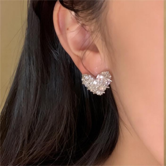 18 Karat Vergoldete Herz Zirkon Koreanischer Stil Ohrstecker - Einfaches und Luxuriöses Vielseitiges Design