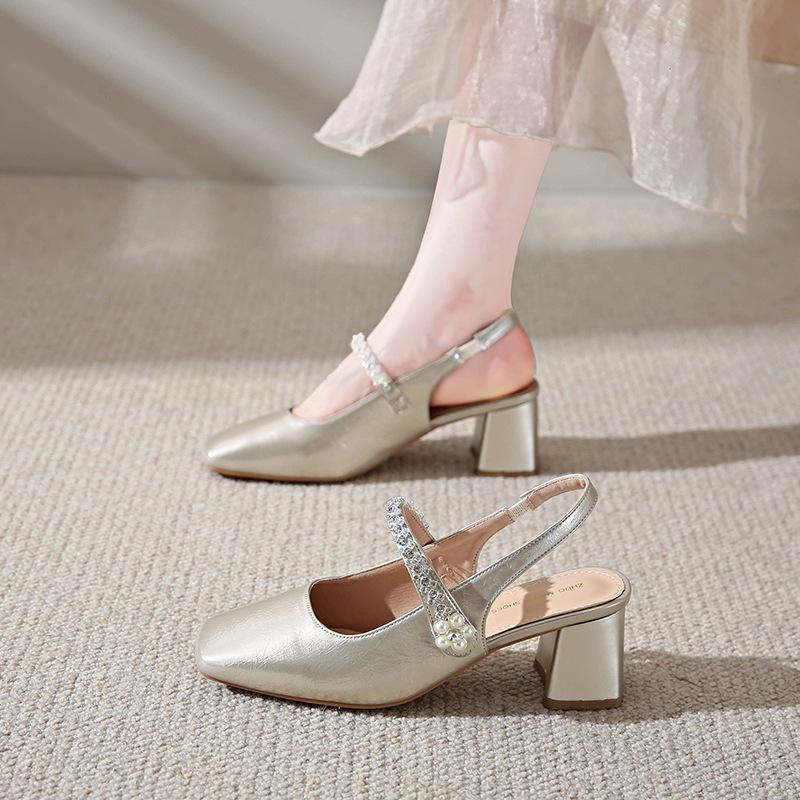 Wear soft-soled women's bag head sandals, new summer models, not tired feet, thick heels, empty and versatile, Mary Jane Xiaoxiangfeng shoes