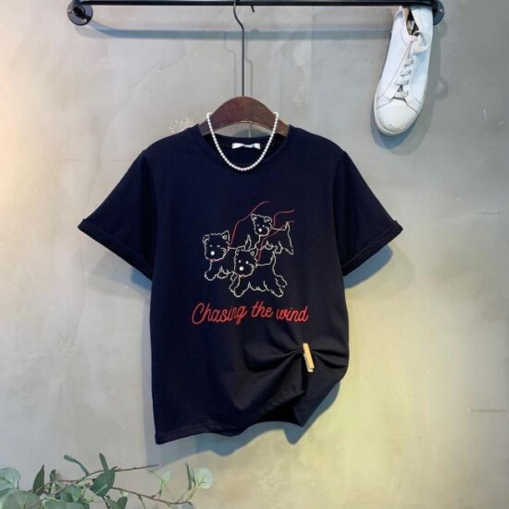 C S In The Room wIndy Dog leTTerIng prInT Round neCk ShorT Sleeve T ShirT 2C