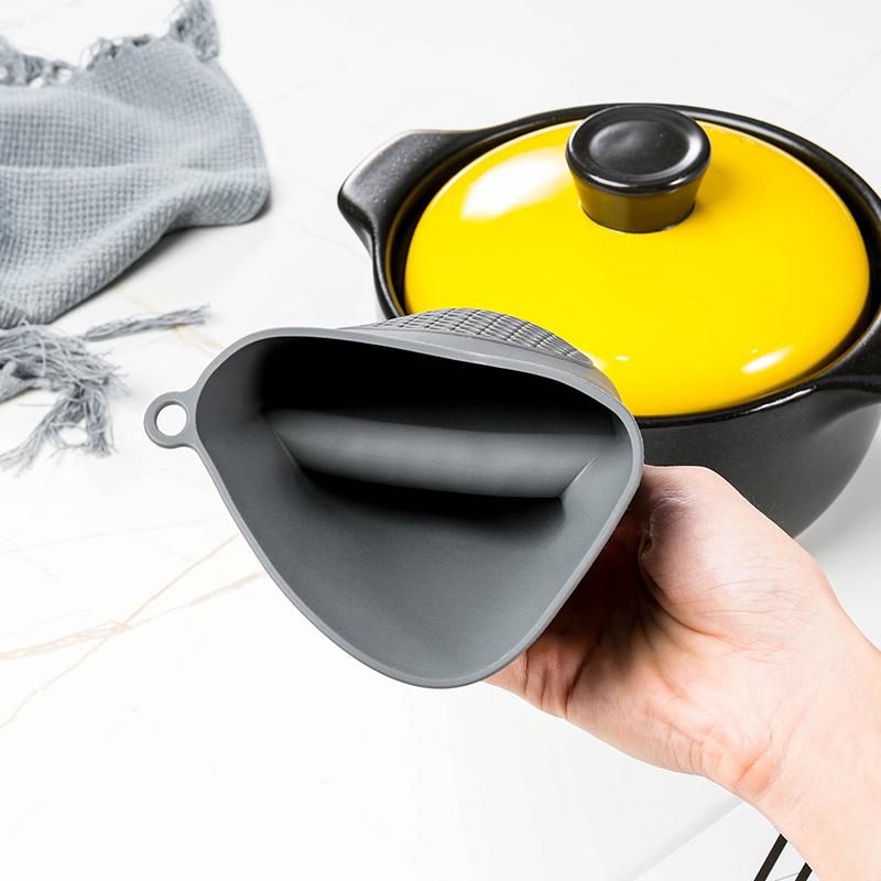 Silicone Hand Clip Kitchen Anti-Scald Thickened Silicone Heat Insulation Gloves Household Oven Baking Tools Oven Mitts