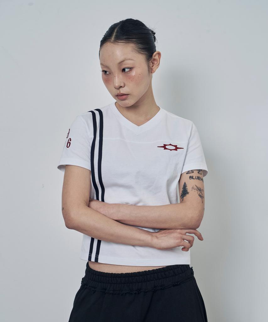 Lujeoseukeulleob Losers League Football V-Neck Short Sleeve T-Shirt White