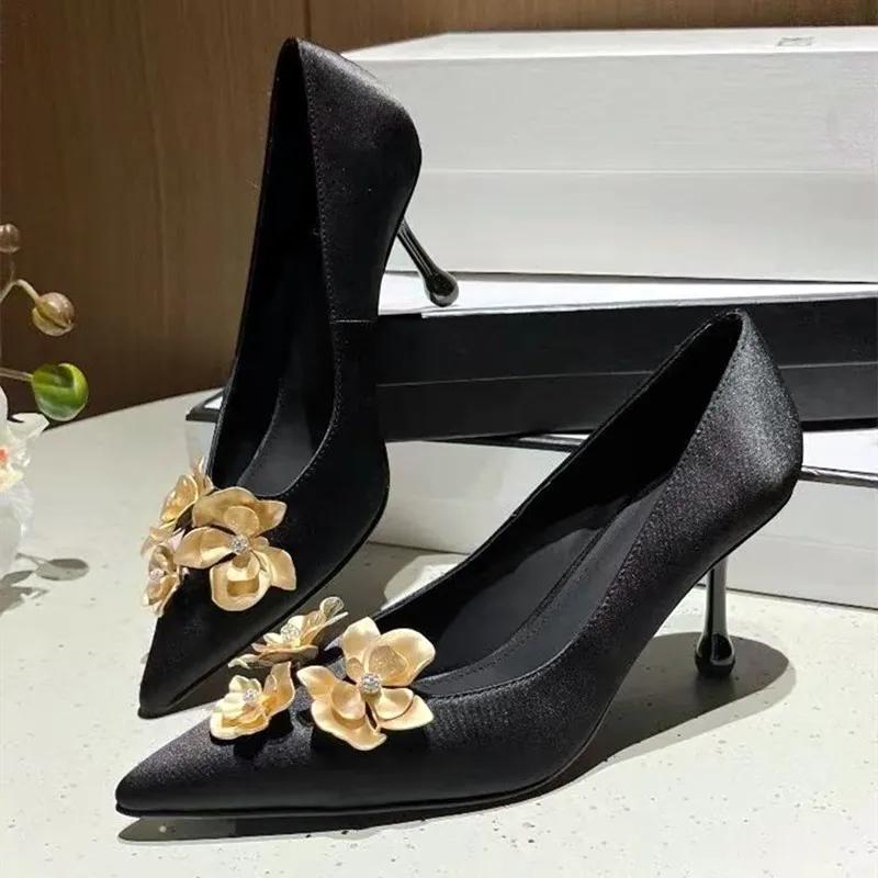 Fashion Luxury Satin Designer Women Pumps 2025 Sexy Pointed Toe Gold Flower Decoration Thin High Heels Fashion Banquet Dress Mules Shoes