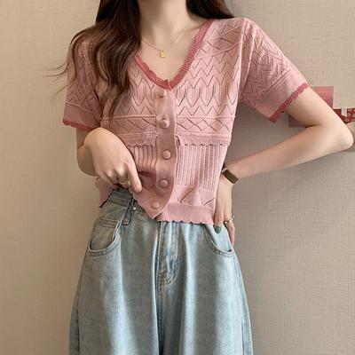 Ice Silk Short Sleeved T-shirt for Women In Summer Thin Cut with A Unique Design That Covers The Belly. Short Cut Hollow Knit Top
