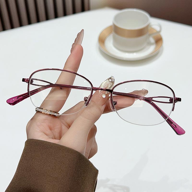 Fashionable Metal Semi-Rimless High-Definition Myopia Glasses Comfortable Eye Protection with Anti-Blue Light Eyeglasses Unisex