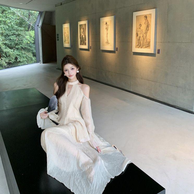 Elegant Chinese Style Set: Off-Shoulder Irregular Shirt and Ruffled Gauze Skirt for Mature Women