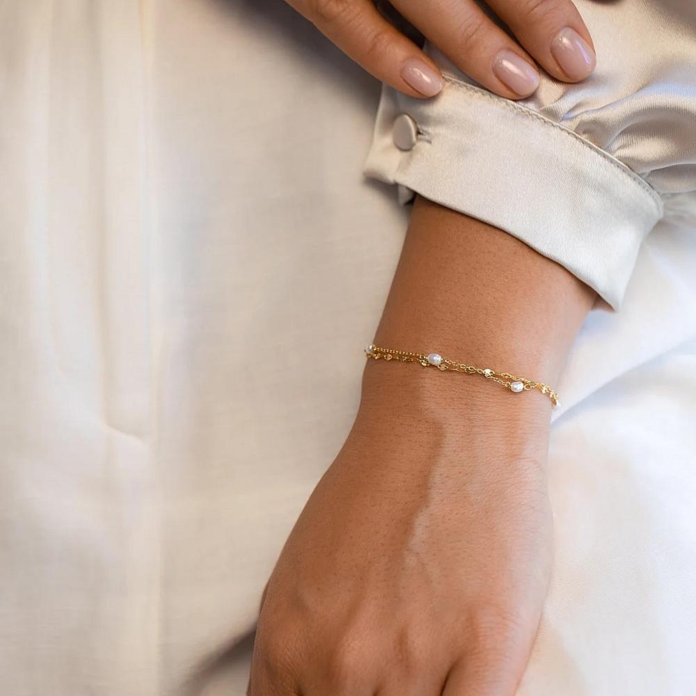 Japanische und koreanische Ins Nische einfacher Stil Design Temperament Schmuck Frauen, doppellagige leichte Luxus Lippenkette Perle vielseitiges Armband