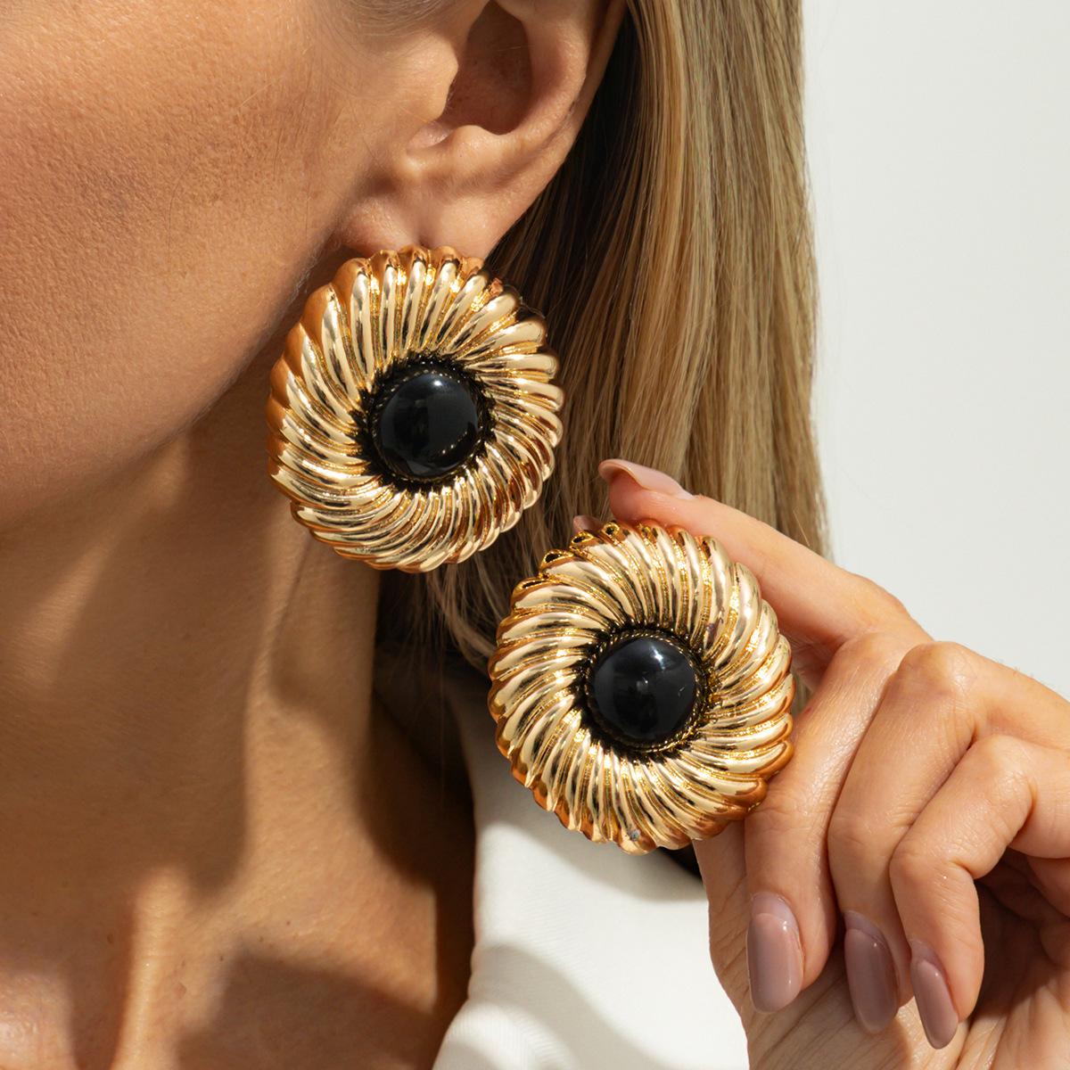 Exaggerated Style Metal Thread Round Stud Earrings, Retro Inlay Smudged Resin Gem Earrings Women