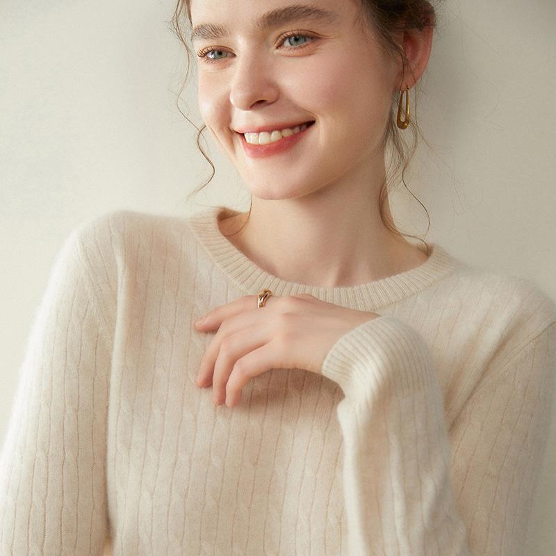 Women's Autumn/Winter Cable Knit Cashmere Sweater, Twelve Gauge, Small Round Neck, Slimming Loose Fit, Long Sleeve Base Layer